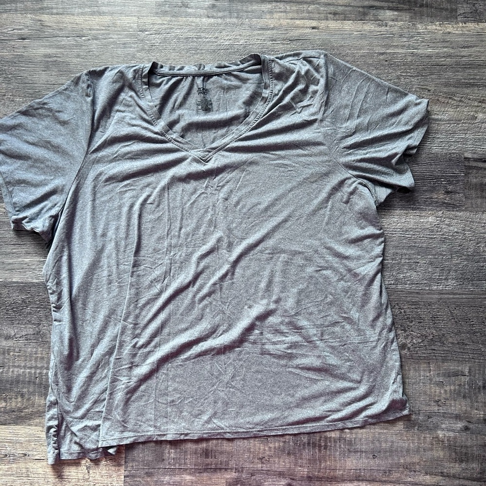 Zone Pro Charcoal V-Neck Short Sleeve Tee